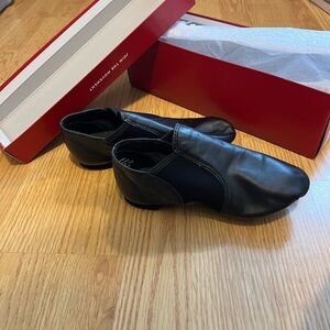 Capezio Jazz Dance Shoes